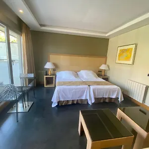 https://artplatinum-suitesapartments.1costadelsol.com