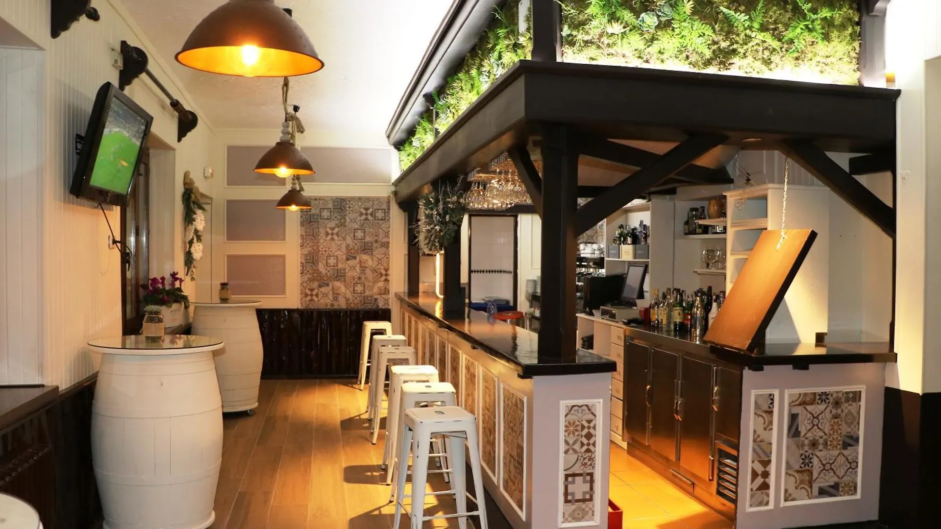 Hotel El Guerra غويخار سييرا