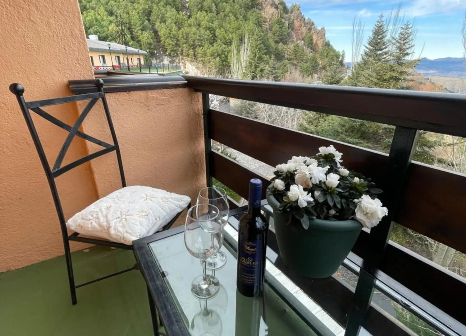 Hotel El Guerra غويخار سييرا