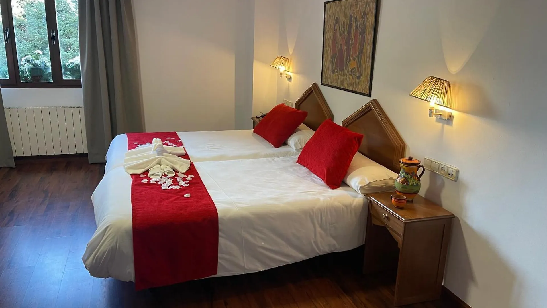 Hotel El Guerra غويخار سييرا