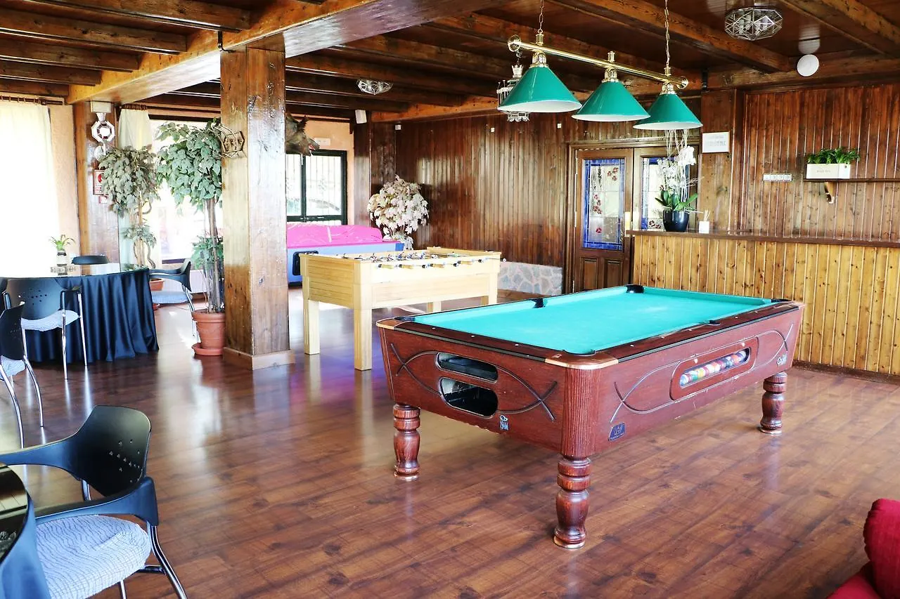 Hotel El Guerra غويخار سييرا